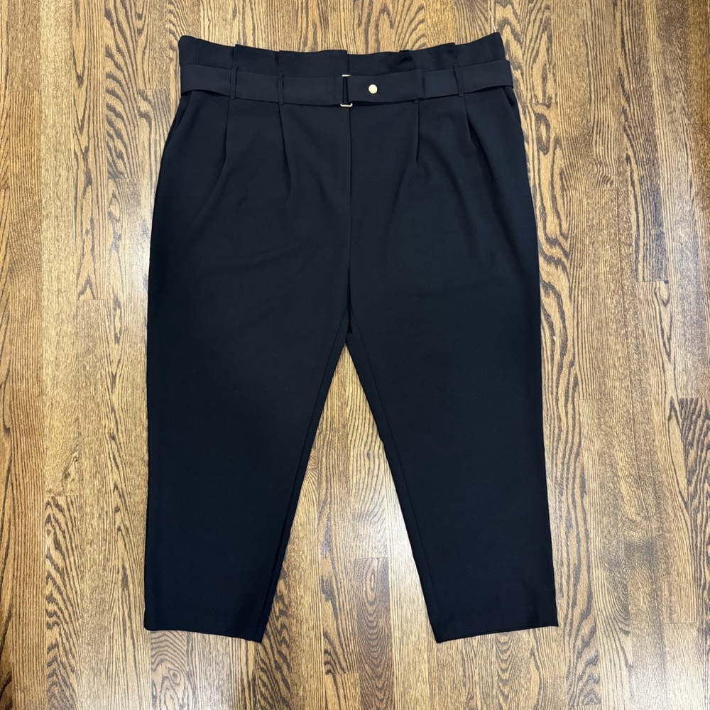 Molly Bracken Cropped Belted Pants-NWOT